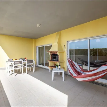 Casa Claudia - Cond Do Mar ラゴス